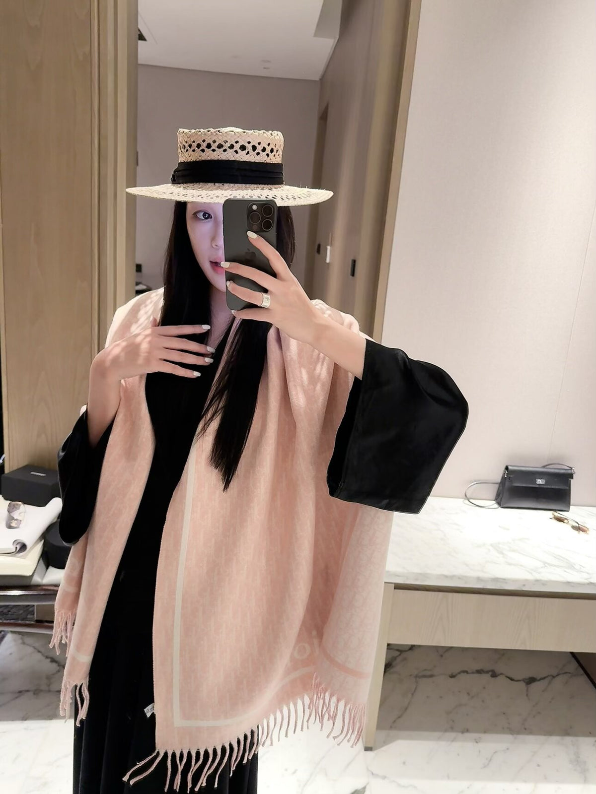 2026 New French-Inspired Jacquard Cashmere Scarf – Elegant Heritage Pattern, Soft Luxury Style