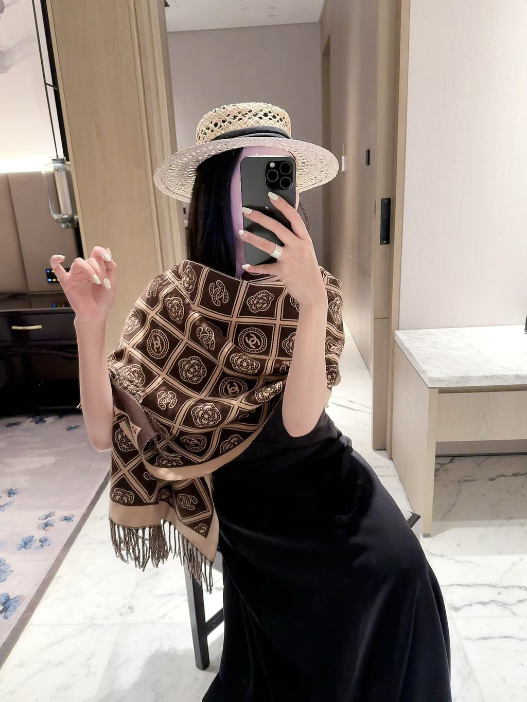 ✨ 2026 New Vintage Diamond Jacquard Cashmere Scarf – Refined Retro Elegance
