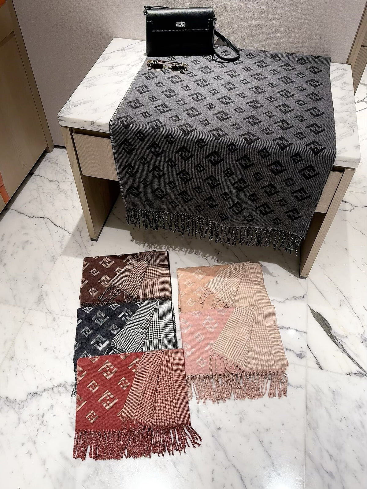 ✨ 2026 New Double-Sided Cashmere Scarf – Two Patterns, Two Styles 💥