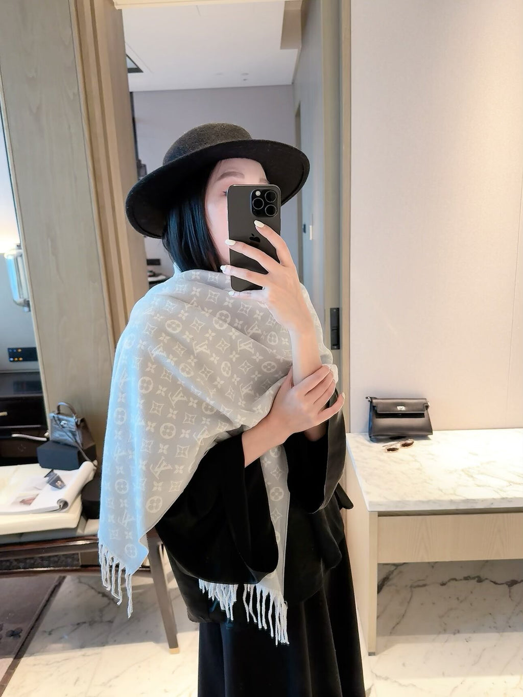 ✨ 2026 New Classic Heritage Jacquard Cashmere Scarf – Timeless Quiet Luxury