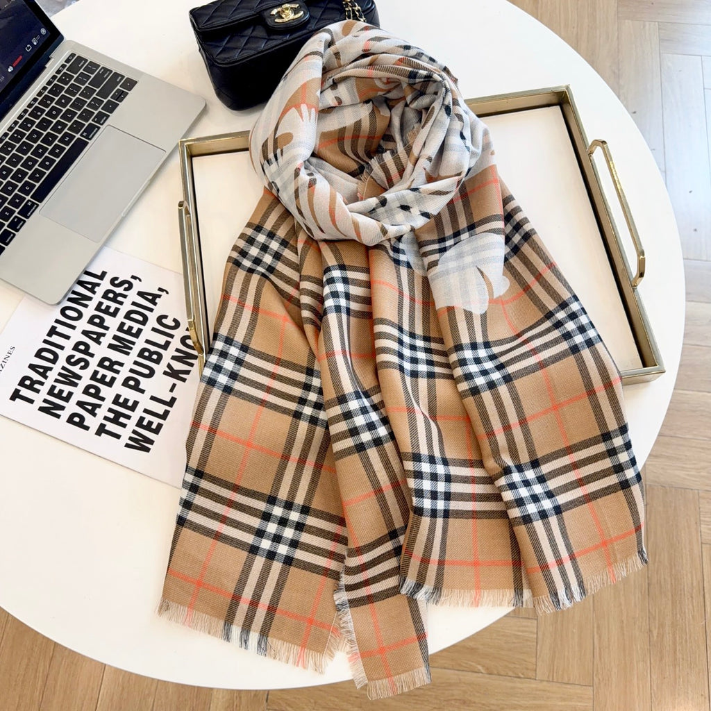 Reversible Equestrian Plaid Scarf – 70% Wool & 30% Silk, Double-Sided Contrast Design, 200 × 65 cm