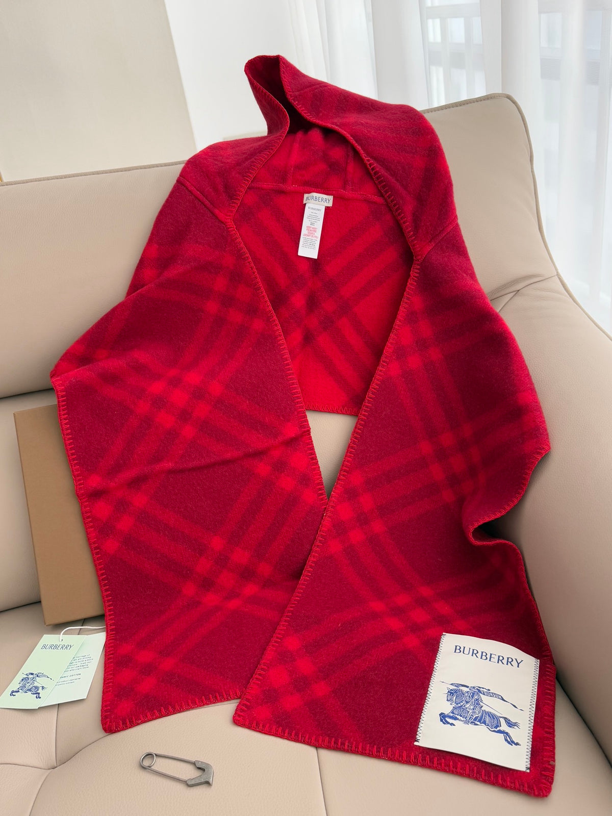 ✨ In Stock | 2025 New Year Hooded Checkered Wool Shawl – Elegant Blanket-Style Wrap