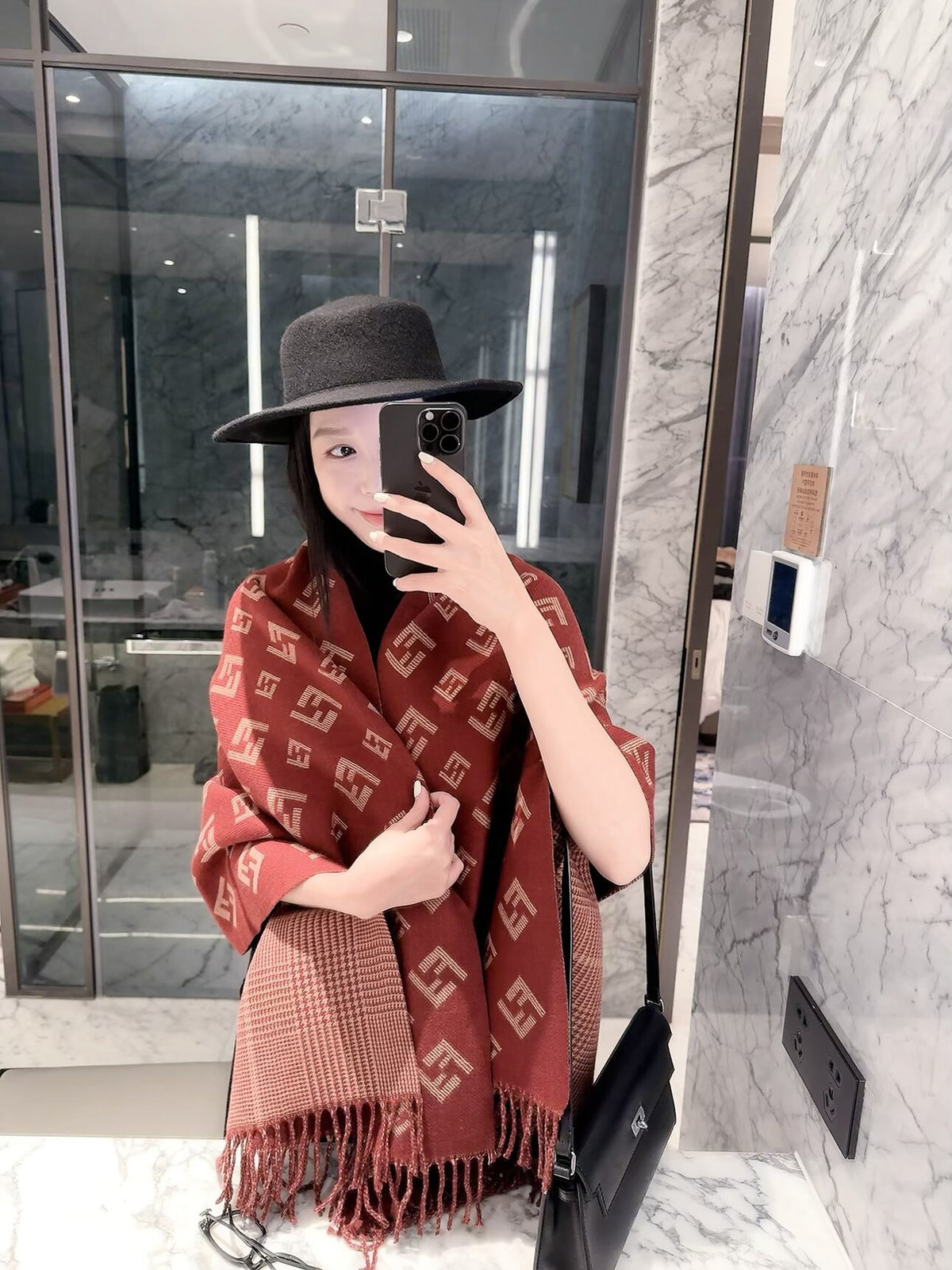 ✨ 2026 New Double-Sided Cashmere Scarf – Two Patterns, Two Styles 💥