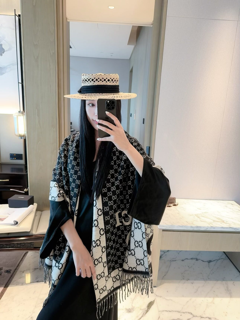 ✨ 2026 New Vintage Geometric Jacquard Cashmere Scarf – Refined Heritage Style