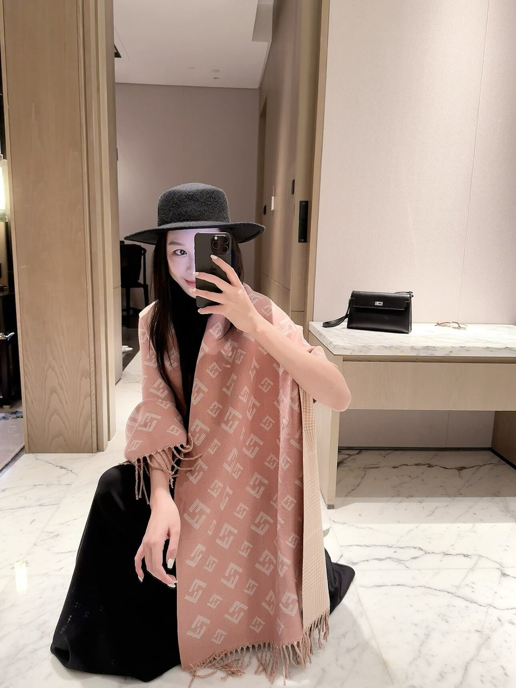 ✨ 2026 New Double-Sided Cashmere Scarf – Two Patterns, Two Styles 💥