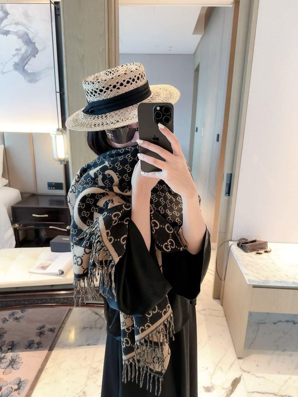 ✨ 2026 New Vintage Geometric Jacquard Cashmere Scarf – Refined Heritage Style