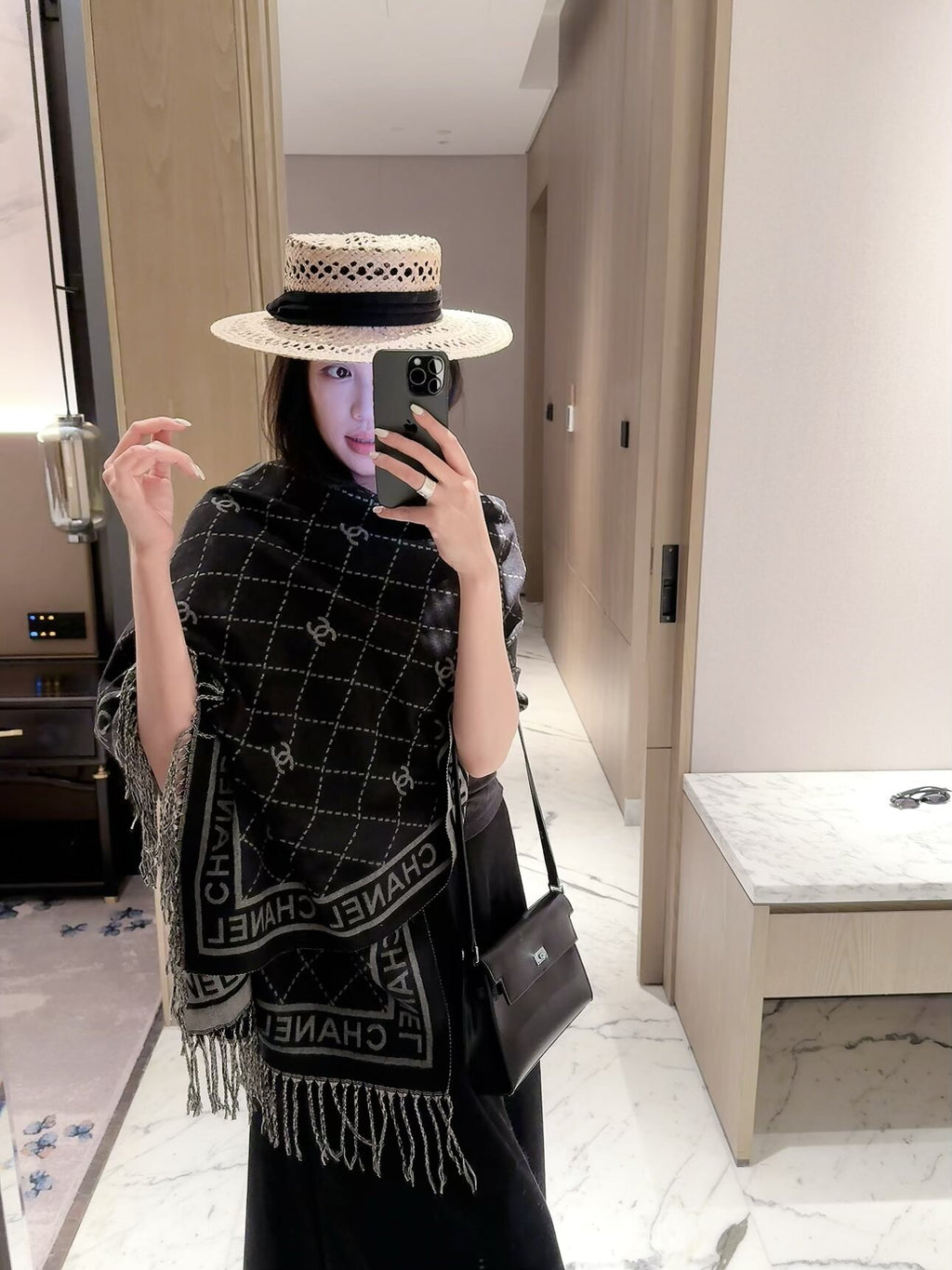 ✨ 2026 New Diamond Jacquard Cashmere Scarf – Soft, Elegant & Luxurious