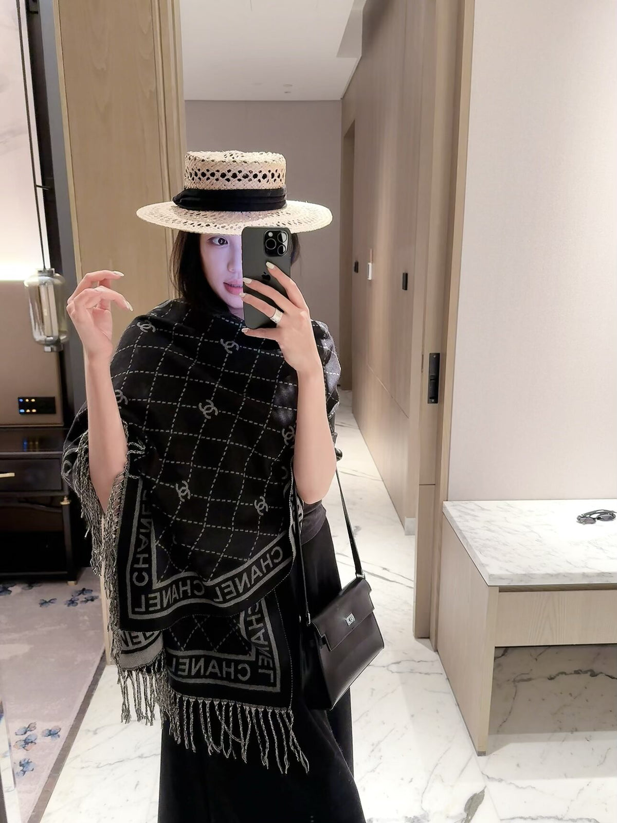 ✨ 2026 New Diamond Jacquard Cashmere Scarf – Soft, Elegant & Luxurious
