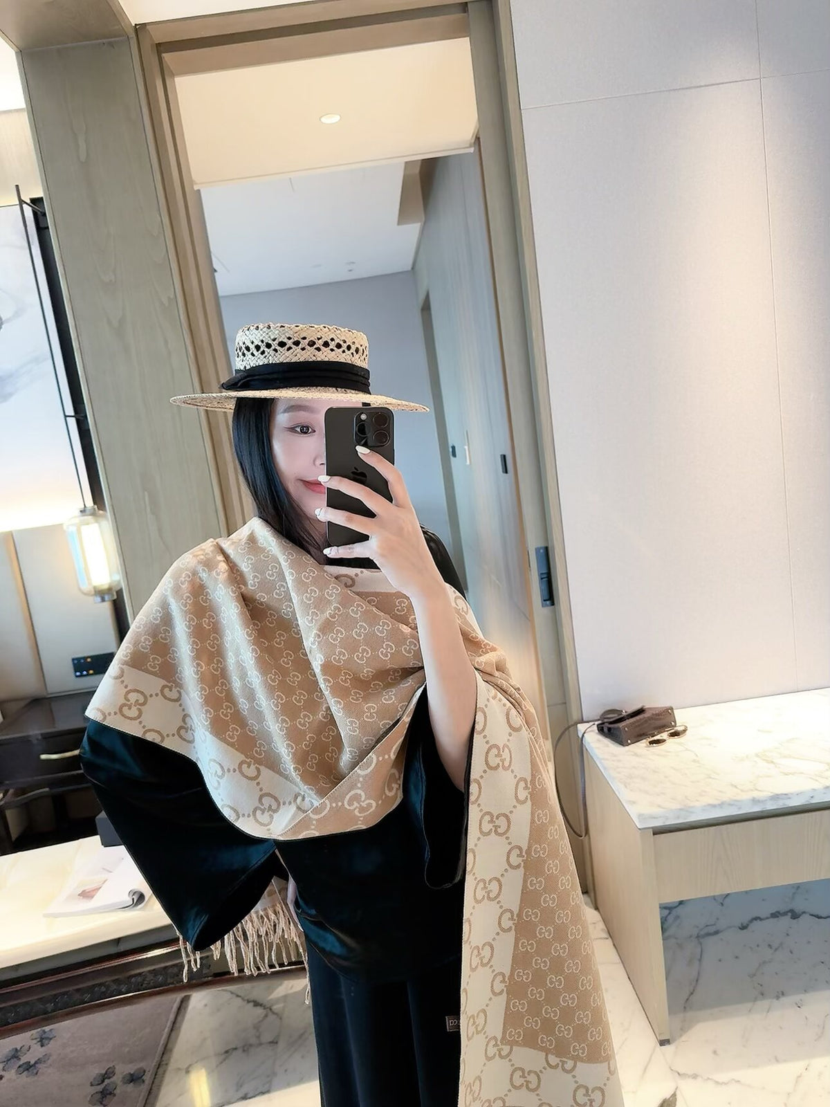 ✨ 2026 New Vintage Geometric Jacquard Cashmere Scarf – Refined Heritage Style