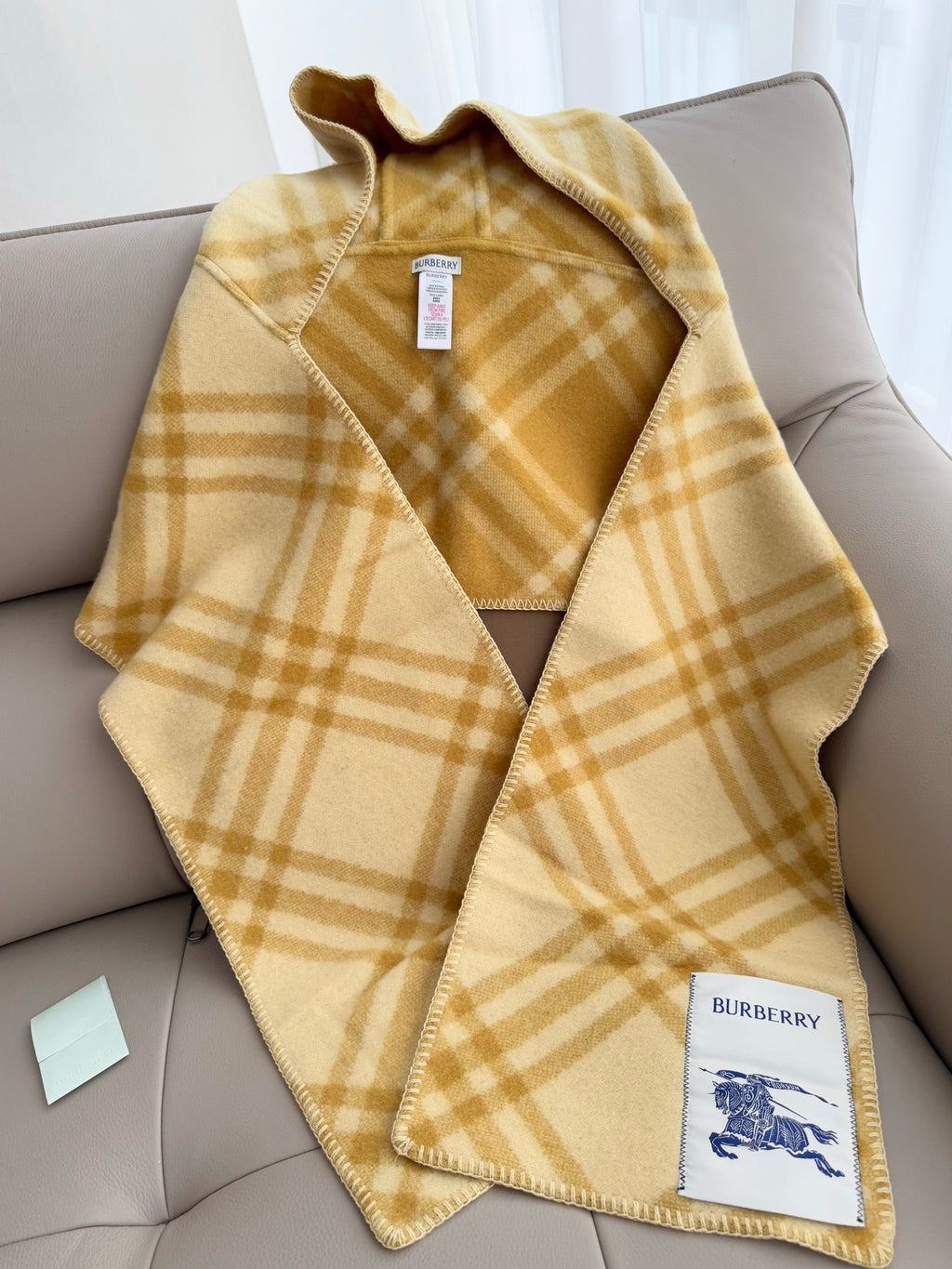 ✨ In Stock | 2025 New Year Hooded Checkered Wool Shawl – Elegant Blanket-Style Wrap