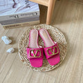 V Buckle Flat Slippers