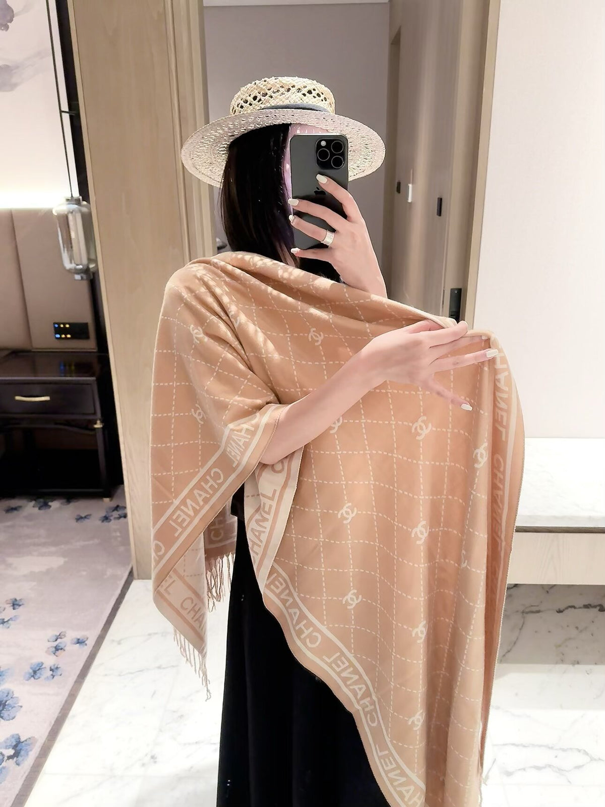 ✨ 2026 New Diamond Jacquard Cashmere Scarf – Soft, Elegant & Luxurious