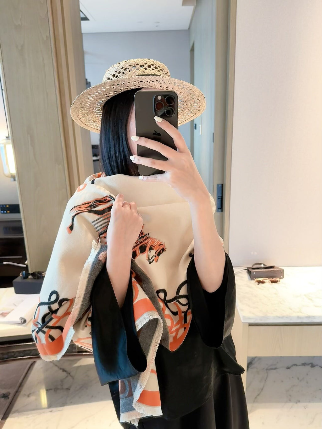 2026 New Vintage Equestrian Cashmere Scarf – Ornamental Horse Motif, Elegant Heritage Style