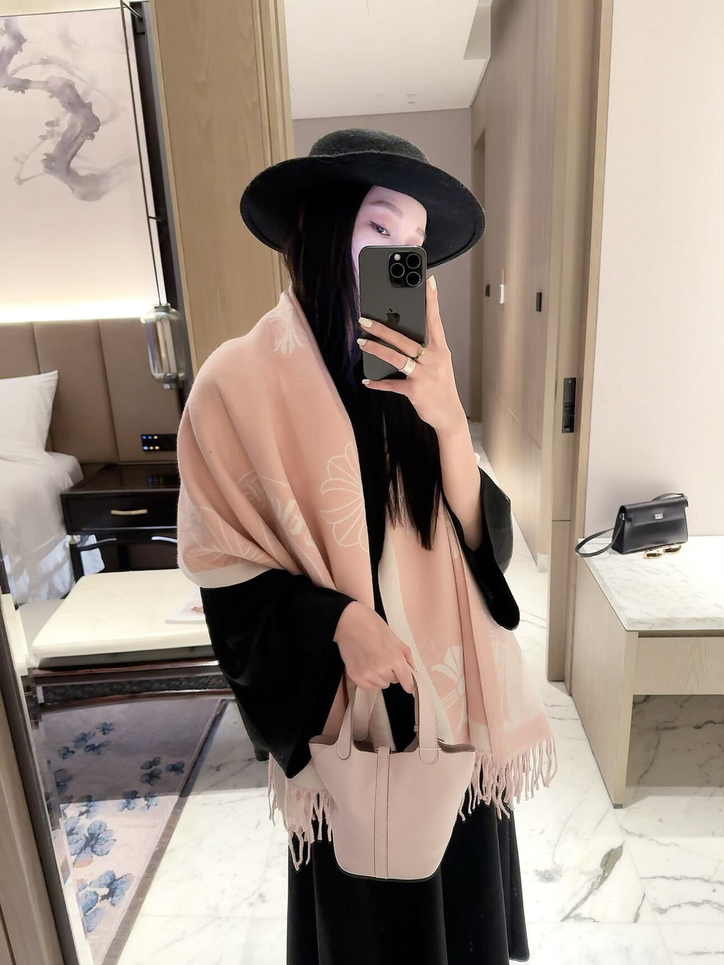 2026 New Gothic Cross Cashmere Scarf – Symmetrical Motif, Streetwear-Inspired Style