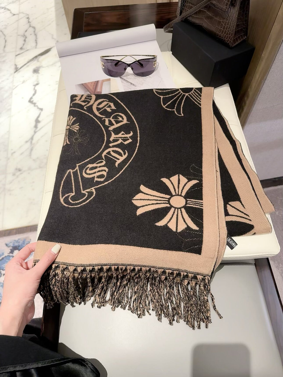2026 New Gothic Cross Cashmere Scarf – Symmetrical Motif, Streetwear-Inspired Style