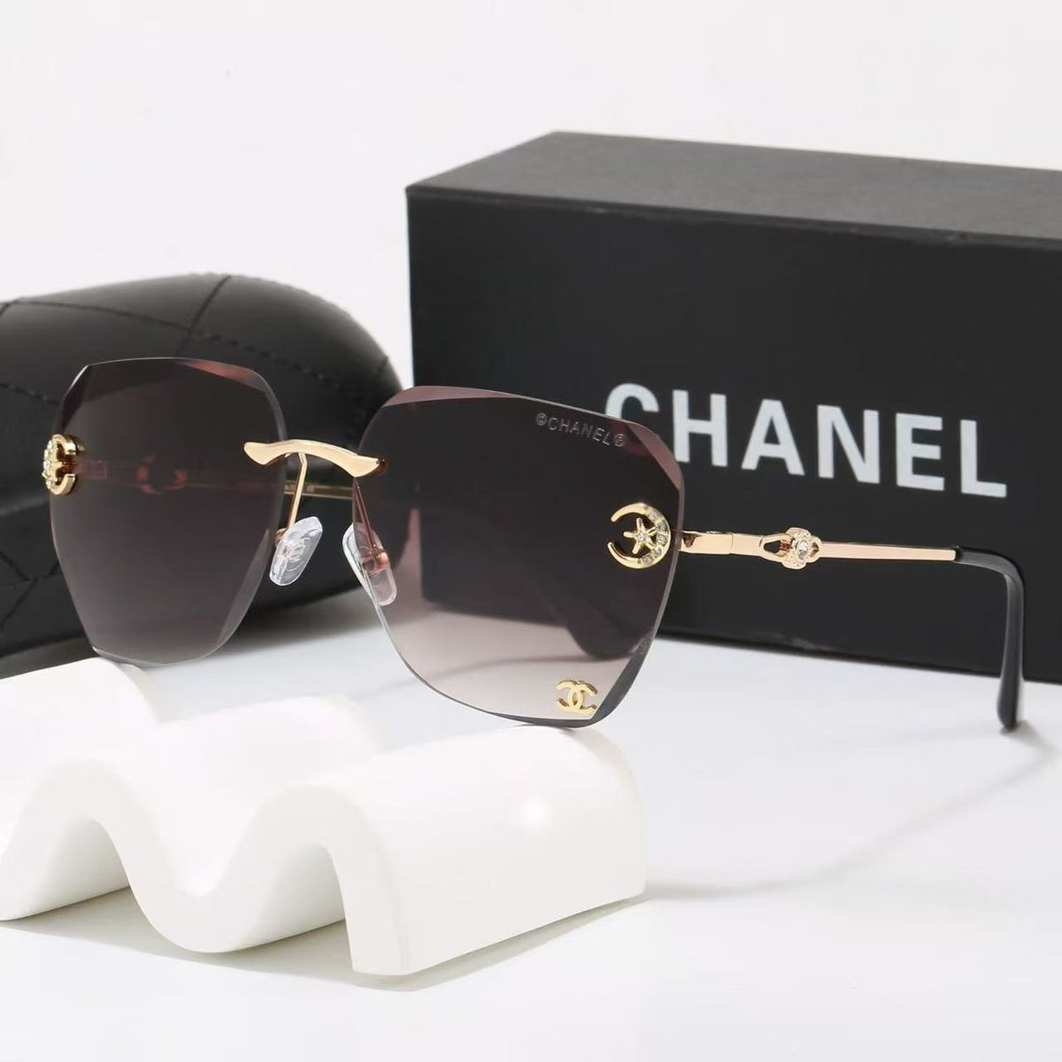 Women's Fashion Frameless Sunglasses