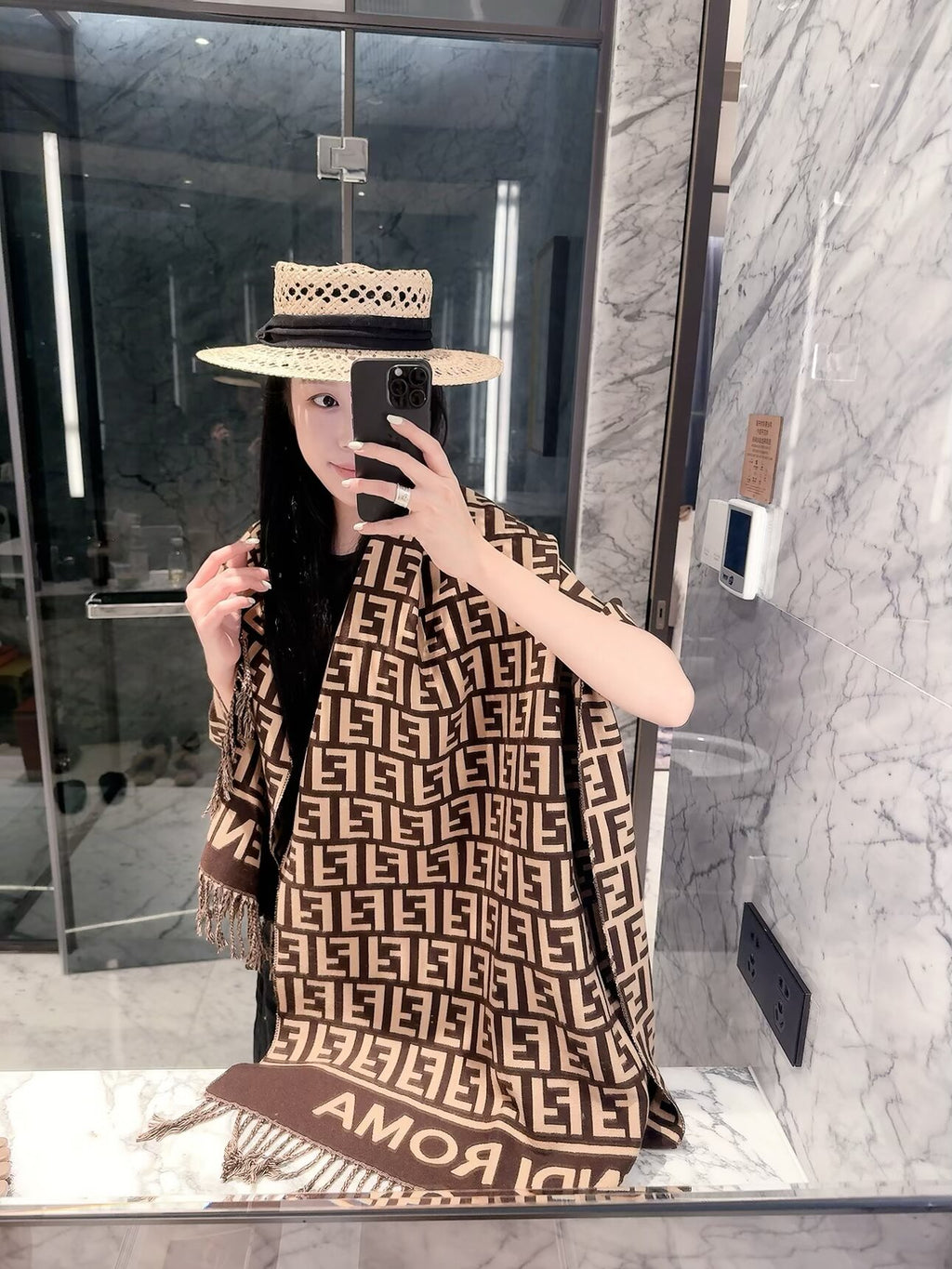 2026 New Geometric Jacquard Cashmere Scarf ✨｜Soft & Warm, Versatile Scarf & Wrap