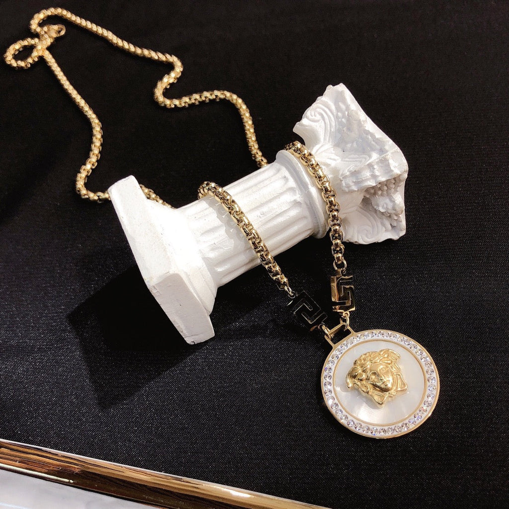 Beauty Avatar Necklace