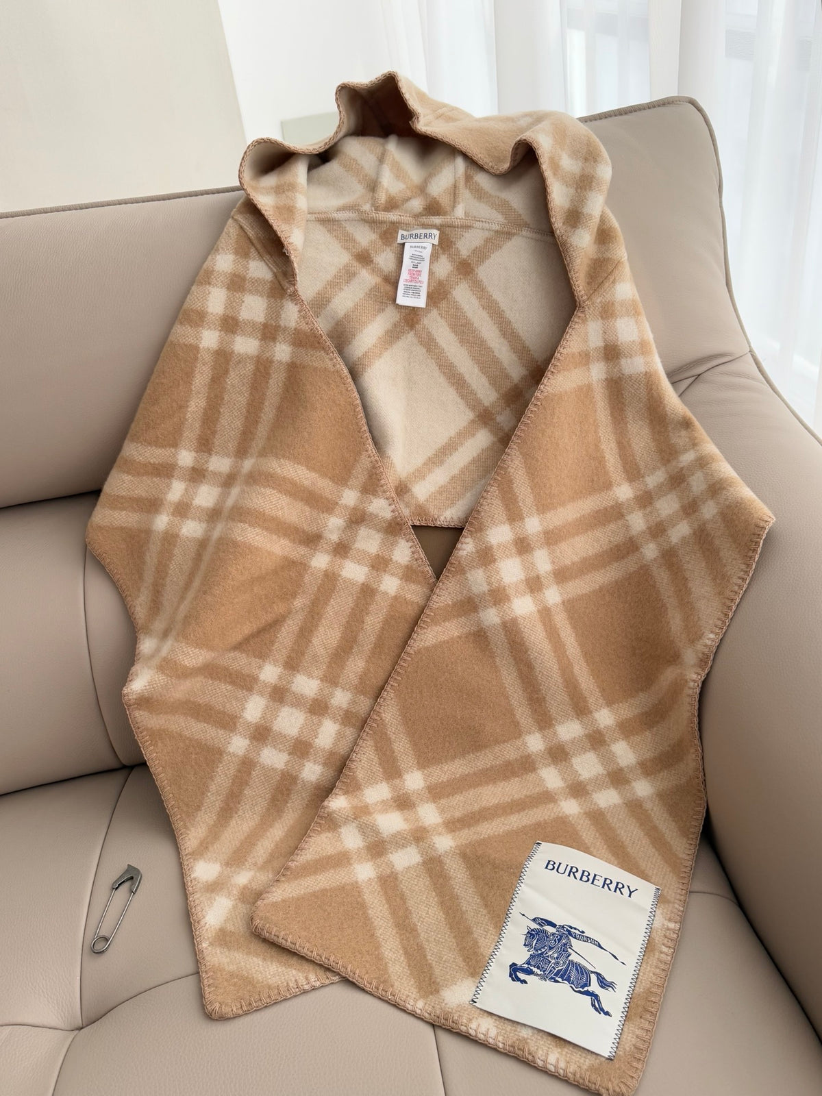 ✨ In Stock | 2025 New Year Hooded Checkered Wool Shawl – Elegant Blanket-Style Wrap