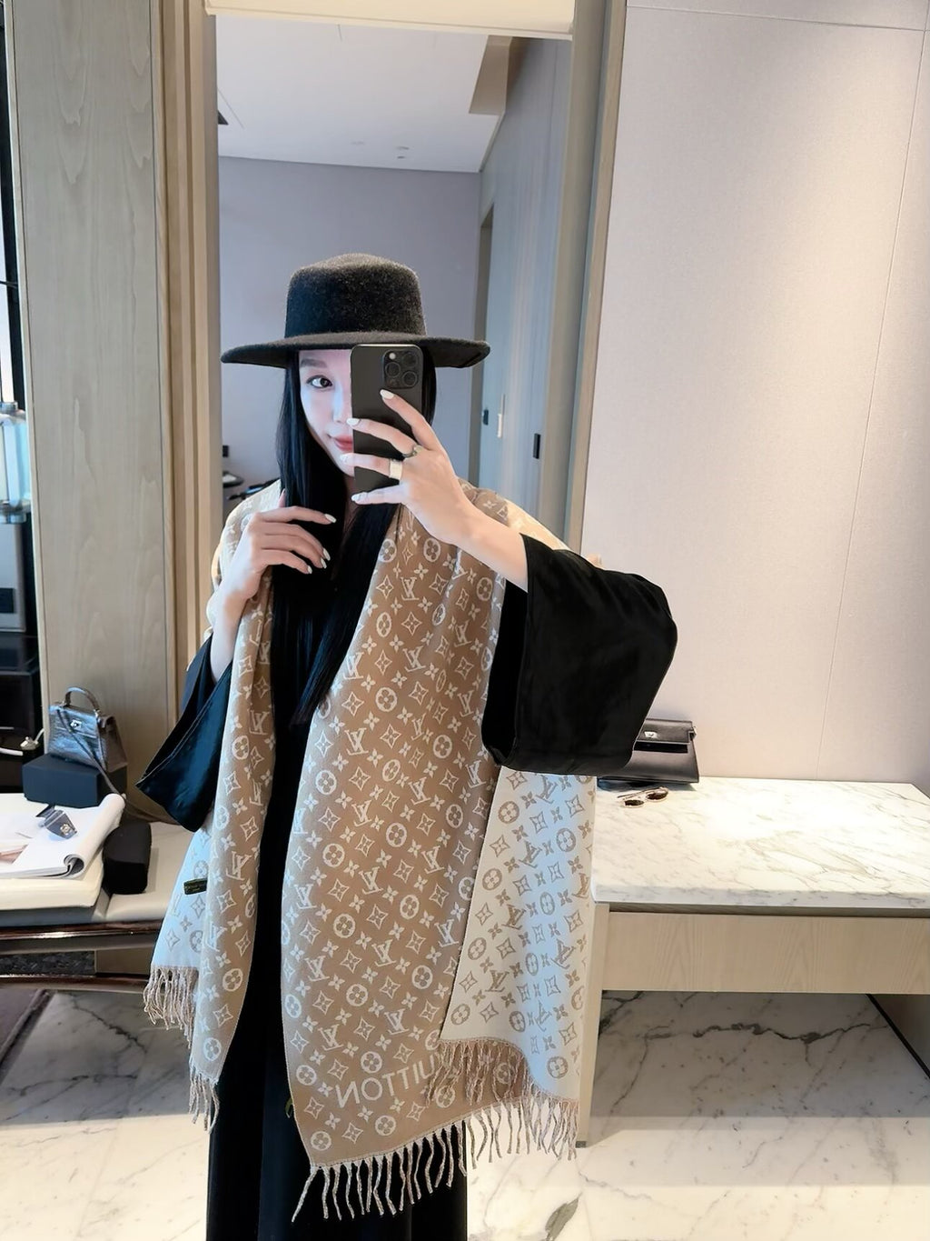 ✨ 2026 New Classic Heritage Jacquard Cashmere Scarf – Timeless Quiet Luxury