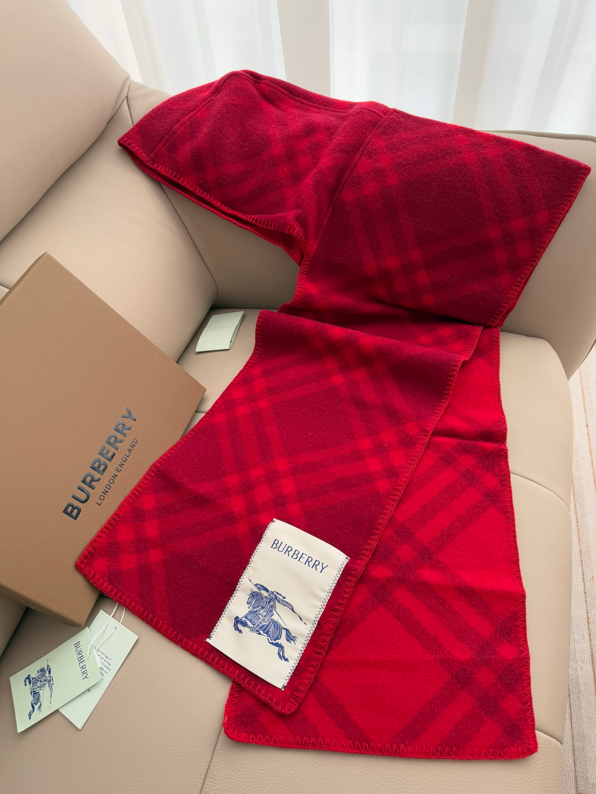 ✨ In Stock | 2025 New Year Hooded Checkered Wool Shawl – Elegant Blanket-Style Wrap