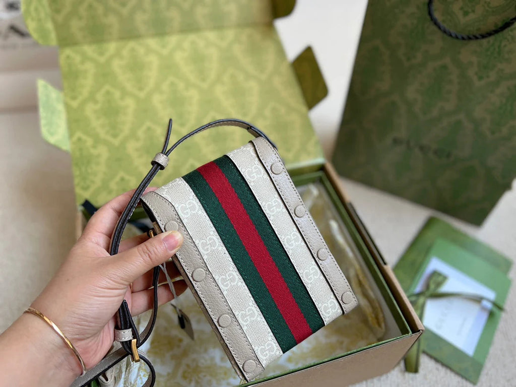 Ophidia Series Phone Bag