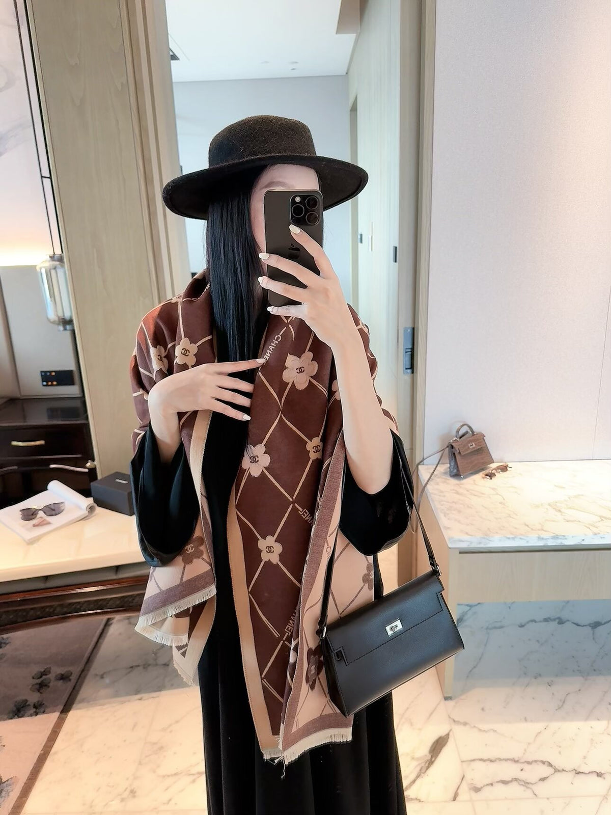 2026 New Diamond Camellia Cashmere Scarf – Elegant Floral Jacquard, Soft French-Inspired Style