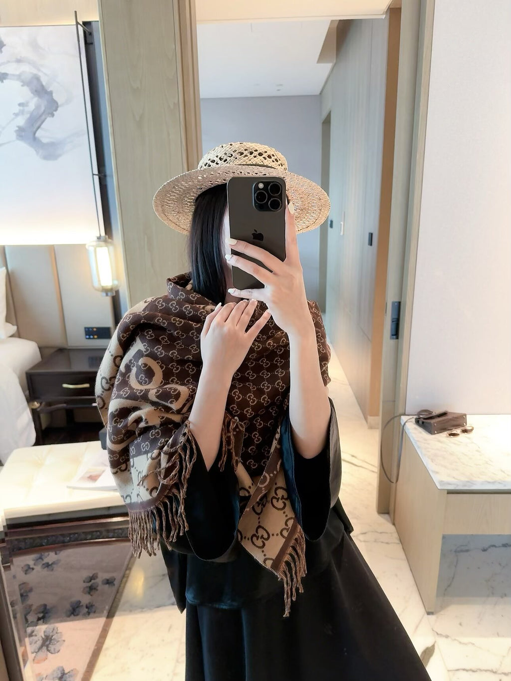 ✨ 2026 New Vintage Geometric Jacquard Cashmere Scarf – Refined Heritage Style