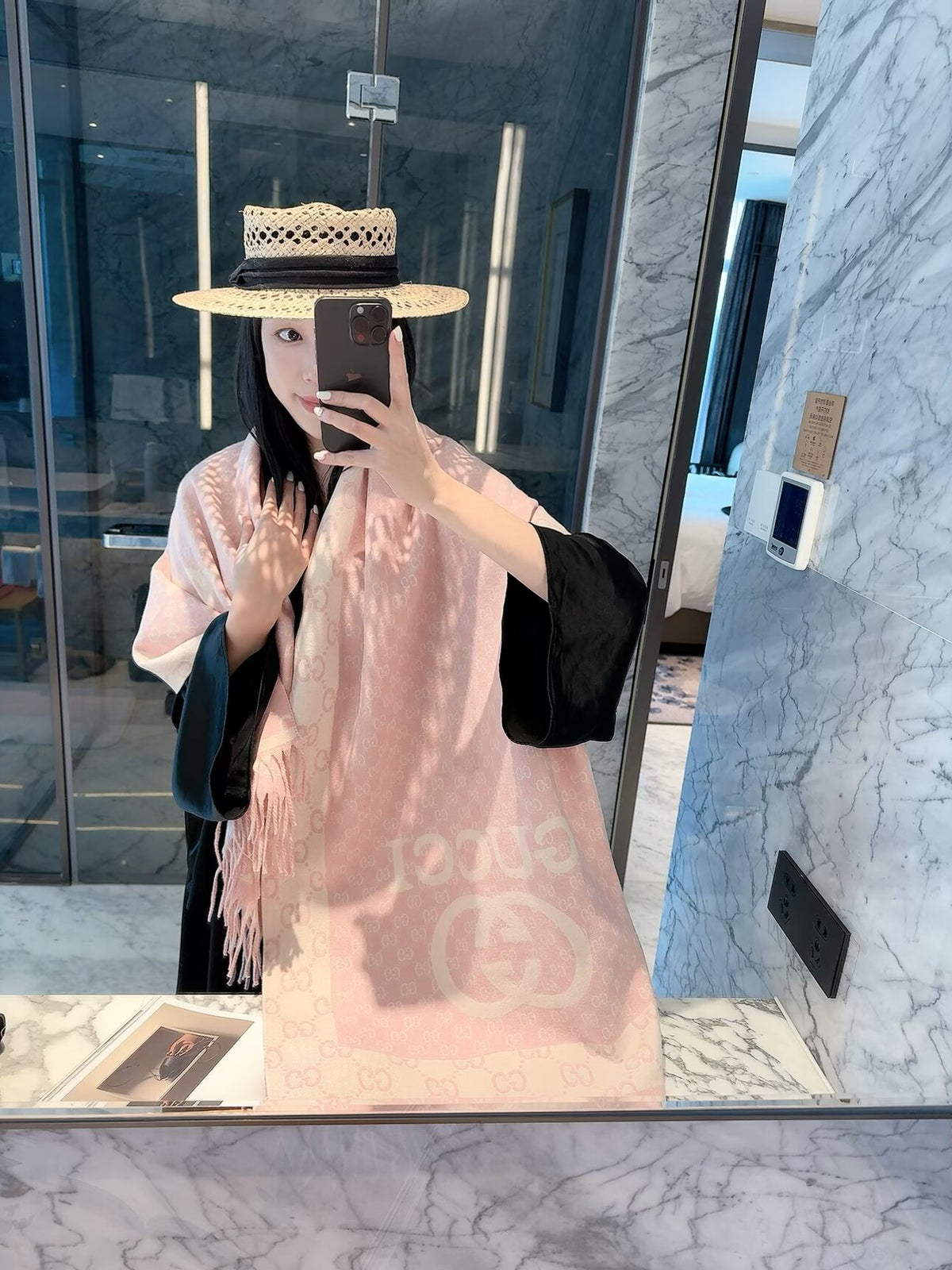 ✨ 2026 New Vintage Geometric Jacquard Cashmere Scarf – Refined Heritage Style