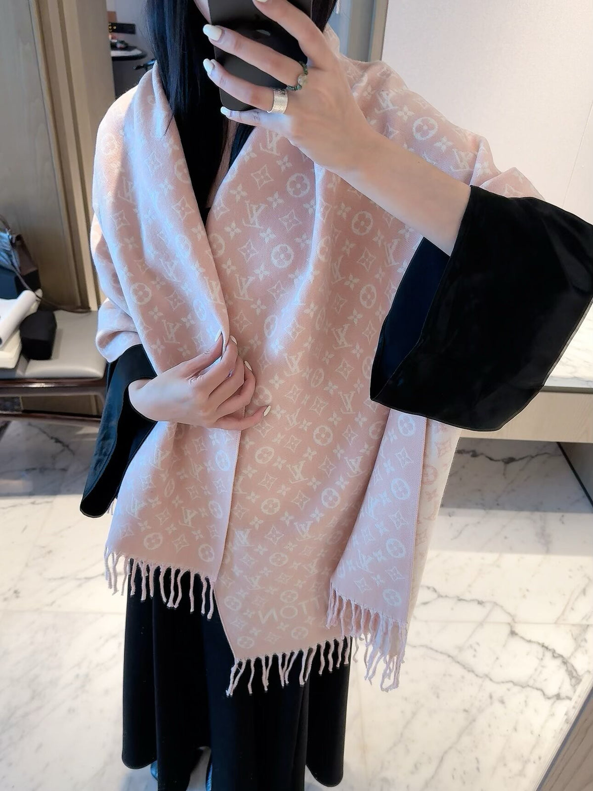 ✨ 2026 New Classic Heritage Jacquard Cashmere Scarf – Timeless Quiet Luxury