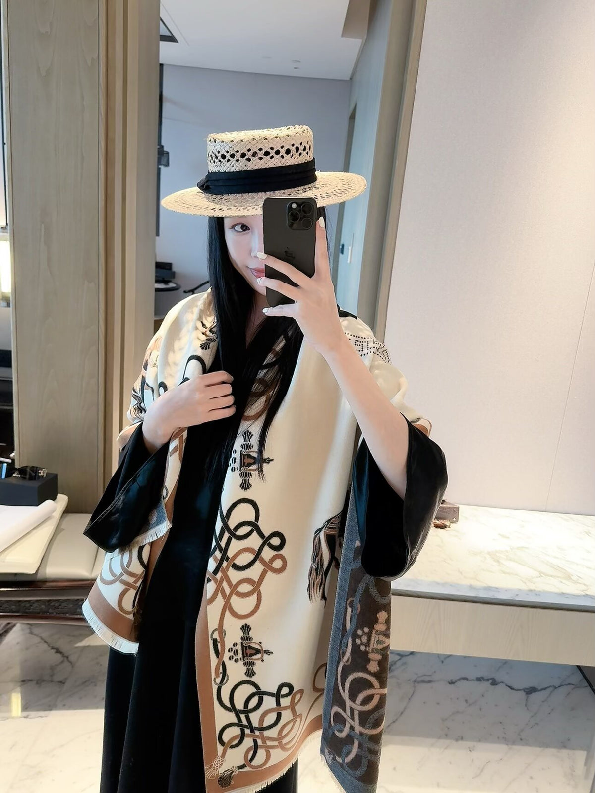 2026 New Vintage Equestrian Cashmere Scarf – Ornamental Horse Motif, Elegant Heritage Style