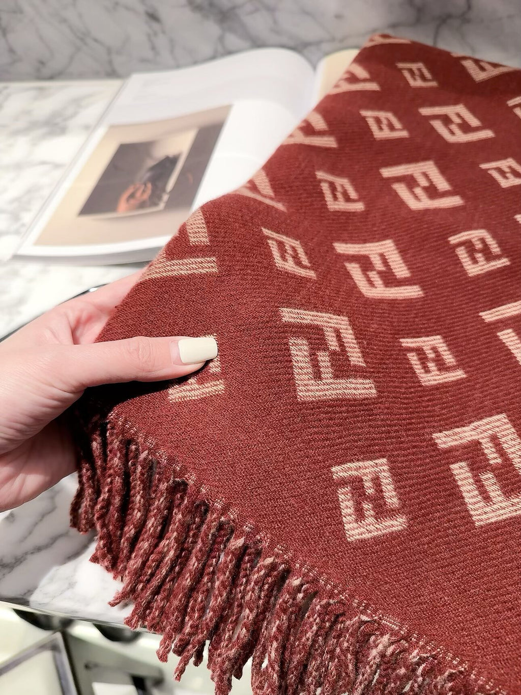 ✨ 2026 New Double-Sided Cashmere Scarf – Two Patterns, Two Styles 💥