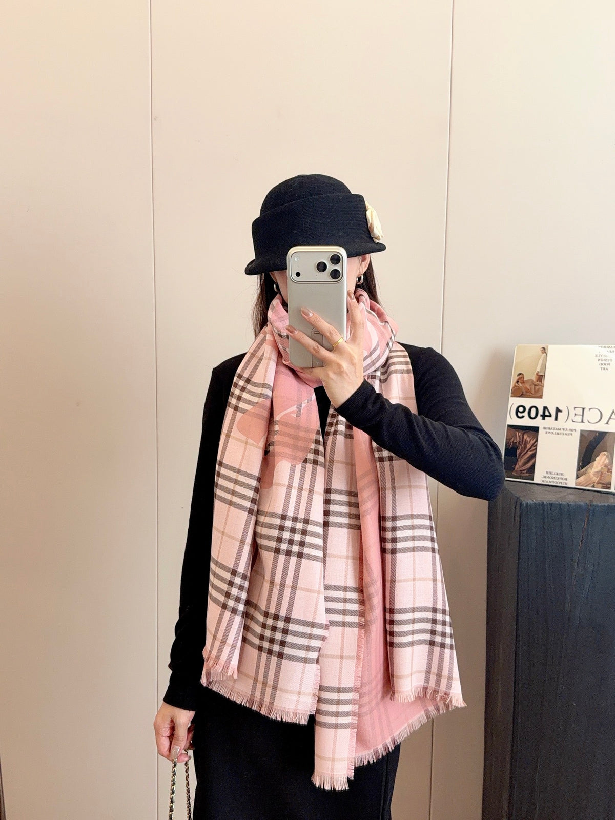 Reversible Equestrian Plaid Scarf – 70% Wool & 30% Silk, Double-Sided Contrast Design, 200 × 65 cm