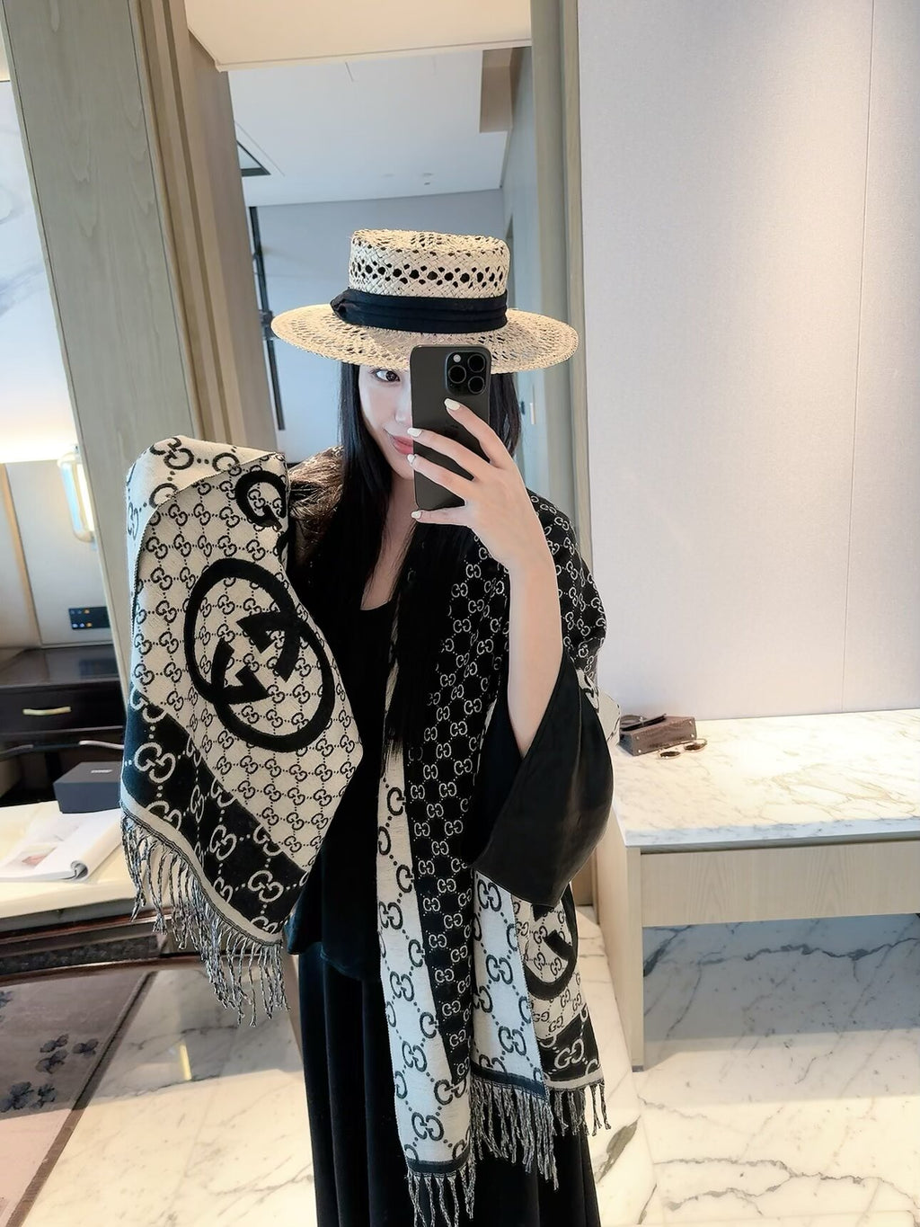 ✨ 2026 New Vintage Geometric Jacquard Cashmere Scarf – Refined Heritage Style