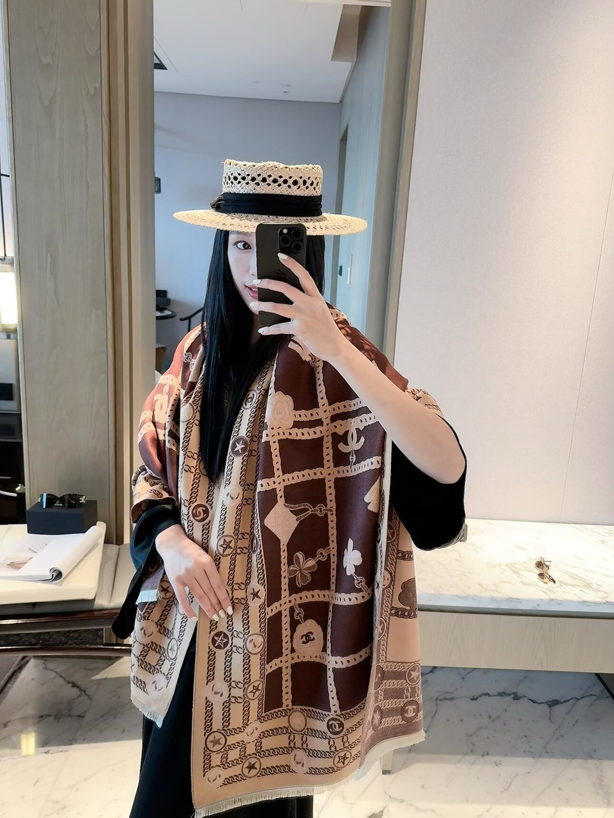 2026 New Plaid Chain Pattern Cashmere Scarf – Vintage French-Inspired Luxury