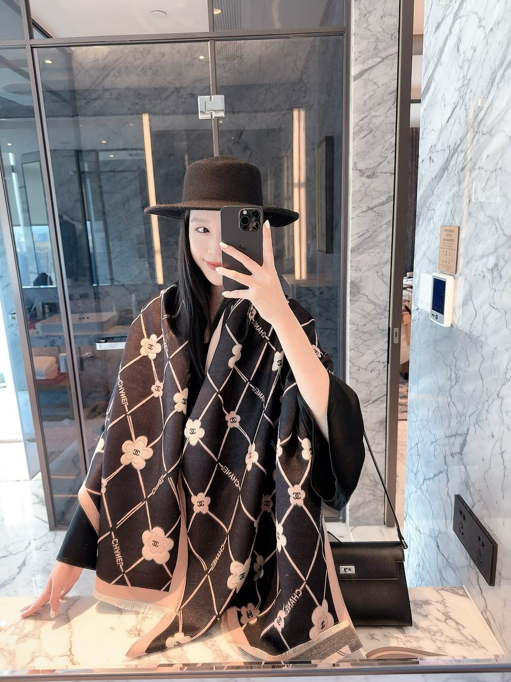 2026 New Diamond Camellia Cashmere Scarf – Elegant Floral Jacquard, Soft French-Inspired Style