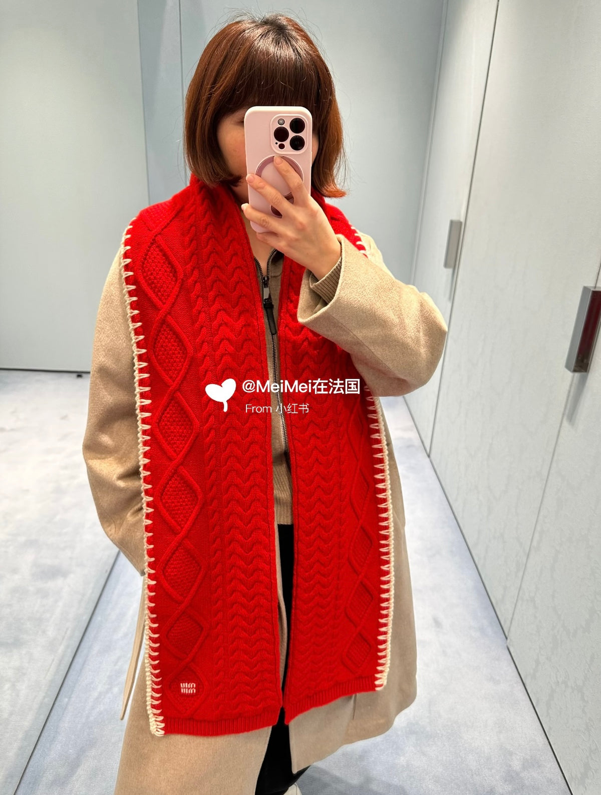 ✨ Unisex Cashmere Scarf – Warm, Cozy & Refined