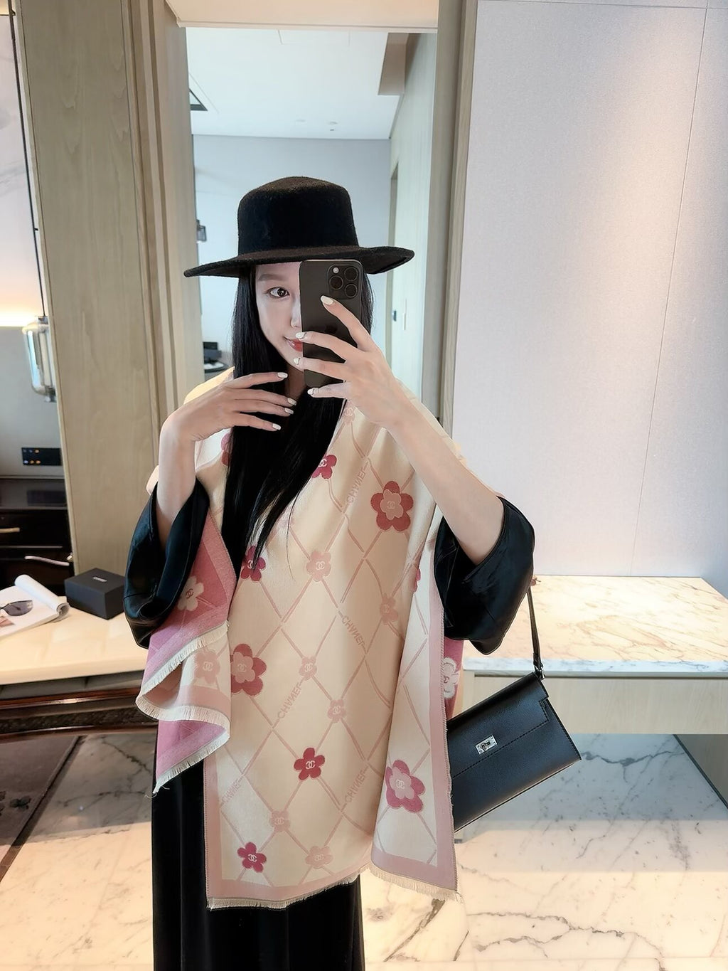 2026 New Diamond Camellia Cashmere Scarf – Elegant Floral Jacquard, Soft French-Inspired Style