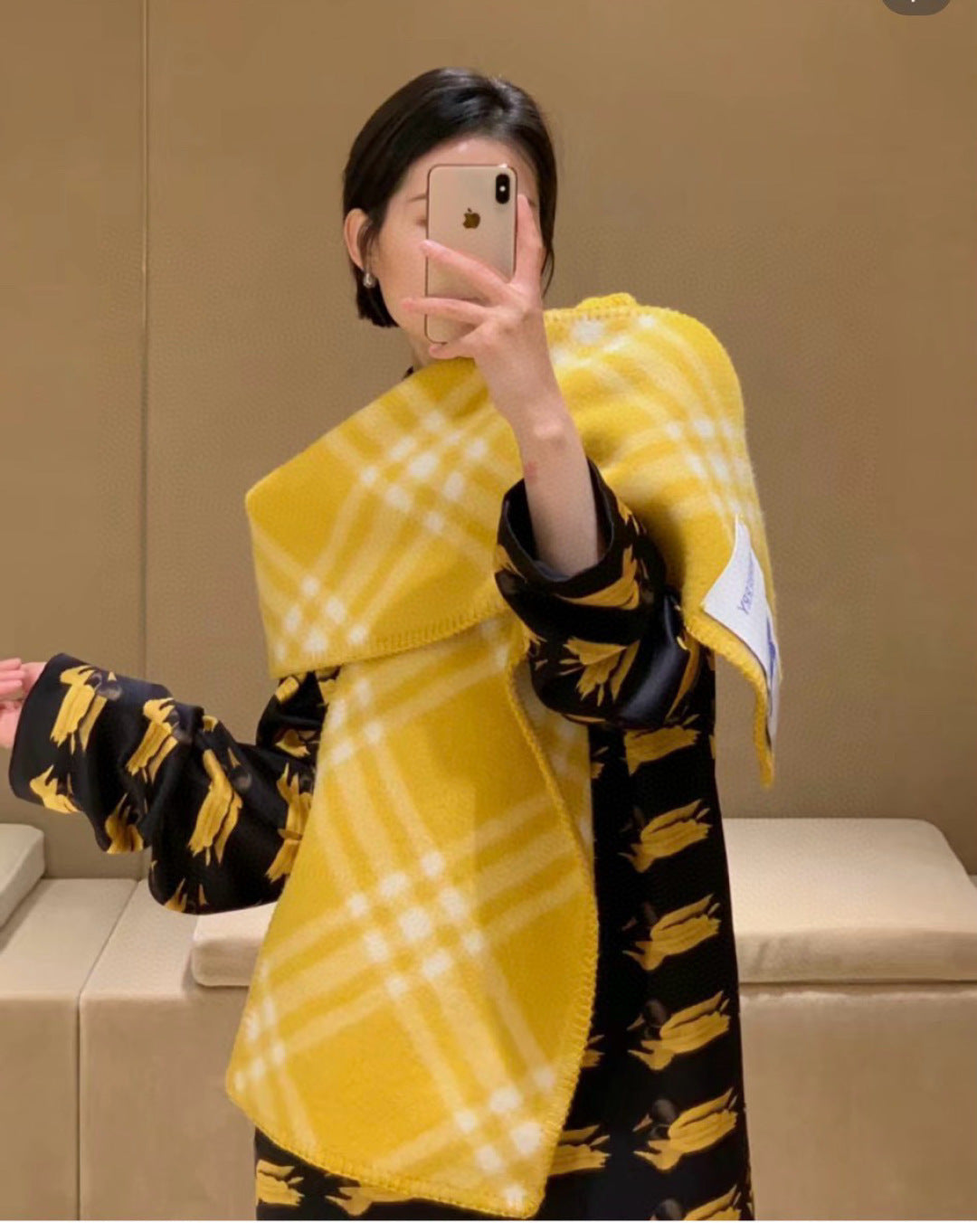 ✨ In Stock | 2025 New Year Hooded Checkered Wool Shawl – Elegant Blanket-Style Wrap