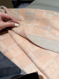 2026 New Checkered Cashmere Scarf – Elegant Autumn/Winter Essential