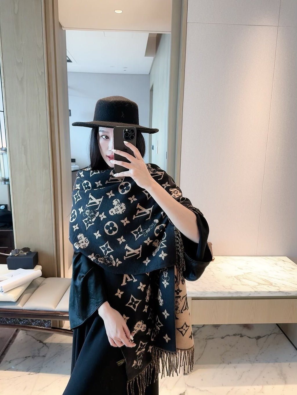 ✨ 2026 New Playful Vintage Jacquard Cashmere Scarf – Cute & Refined Scarf & Wrap