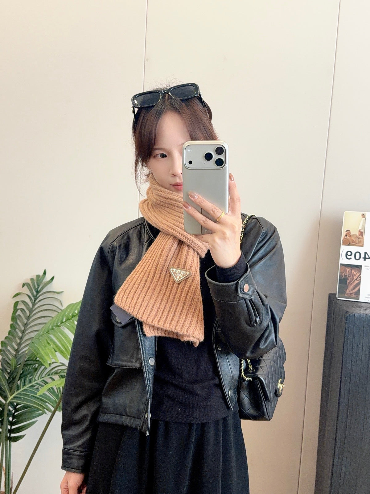 💰 New Classic Couple's Lambswool Scarf 📦 – Elegant & Minimalist
