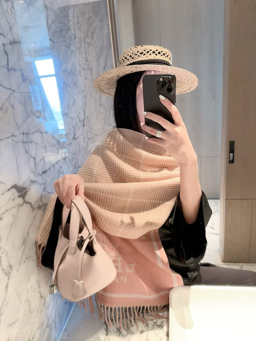 2026 New Double-Sided Carriage Cashmere Scarf Elegant Heritage Style