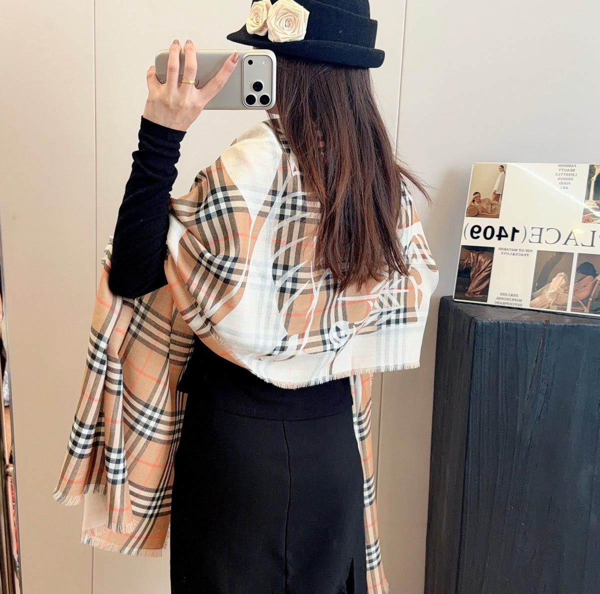 Reversible Equestrian Plaid Scarf – 70% Wool & 30% Silk, Double-Sided Contrast Design, 200 × 65 cm