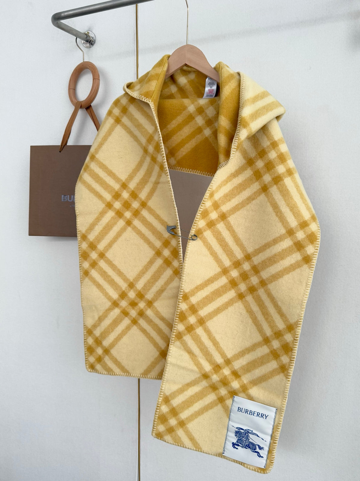 ✨ In Stock | 2025 New Year Hooded Checkered Wool Shawl – Elegant Blanket-Style Wrap