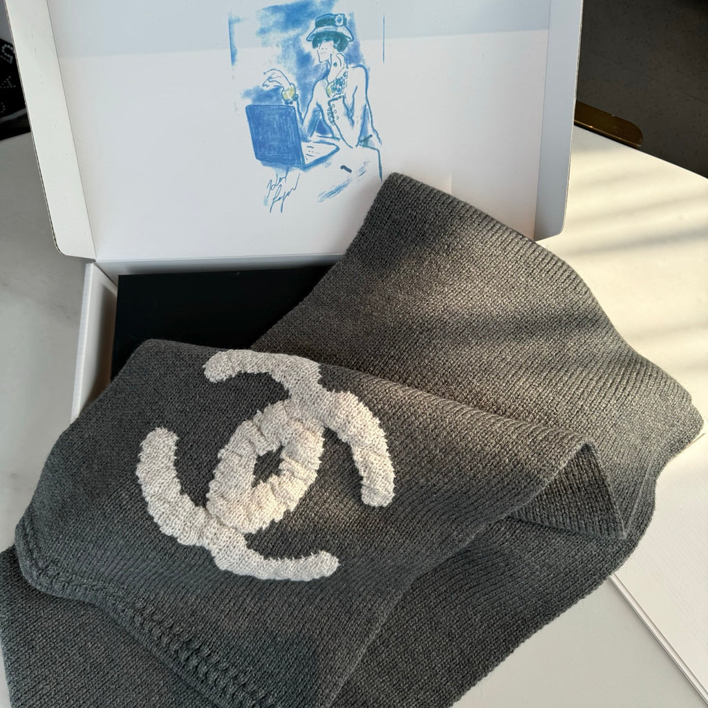 Luxury 100% Cashmere Knit Scarf – Soft Elegant Color Palette, 32 × 170 cm