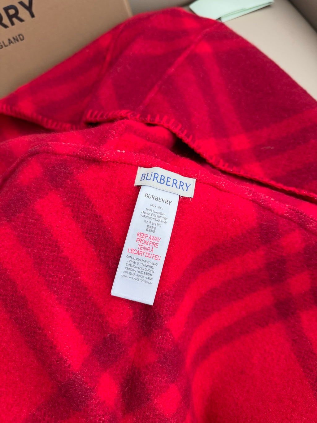 ✨ In Stock | 2025 New Year Hooded Checkered Wool Shawl – Elegant Blanket-Style Wrap