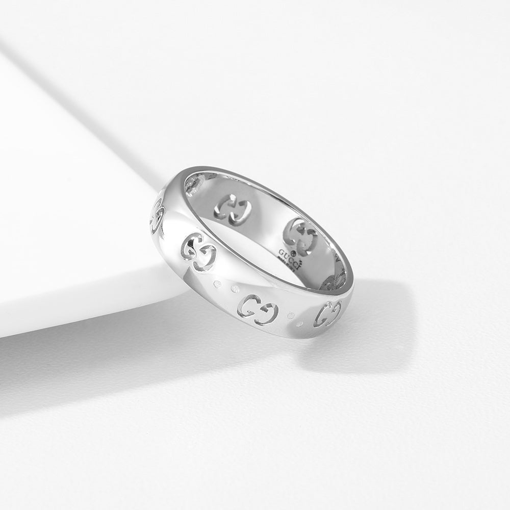 Cutout Curved Ring