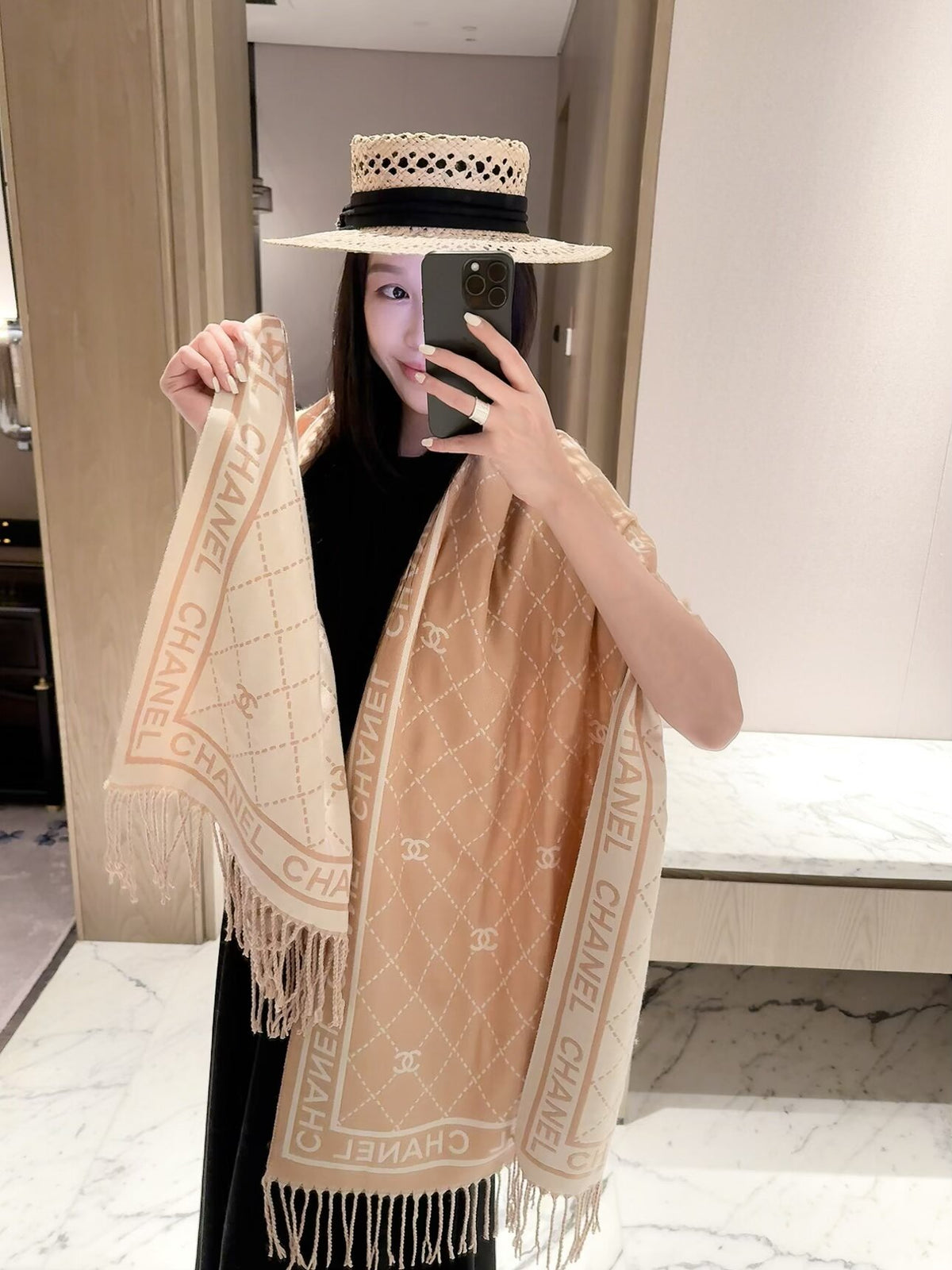 ✨ 2026 New Diamond Jacquard Cashmere Scarf – Soft, Elegant & Luxurious