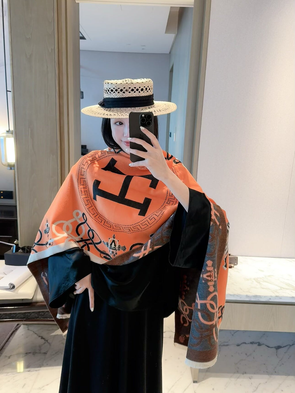 2026 New Vintage Equestrian Cashmere Scarf – Ornamental Horse Motif, Elegant Heritage Style